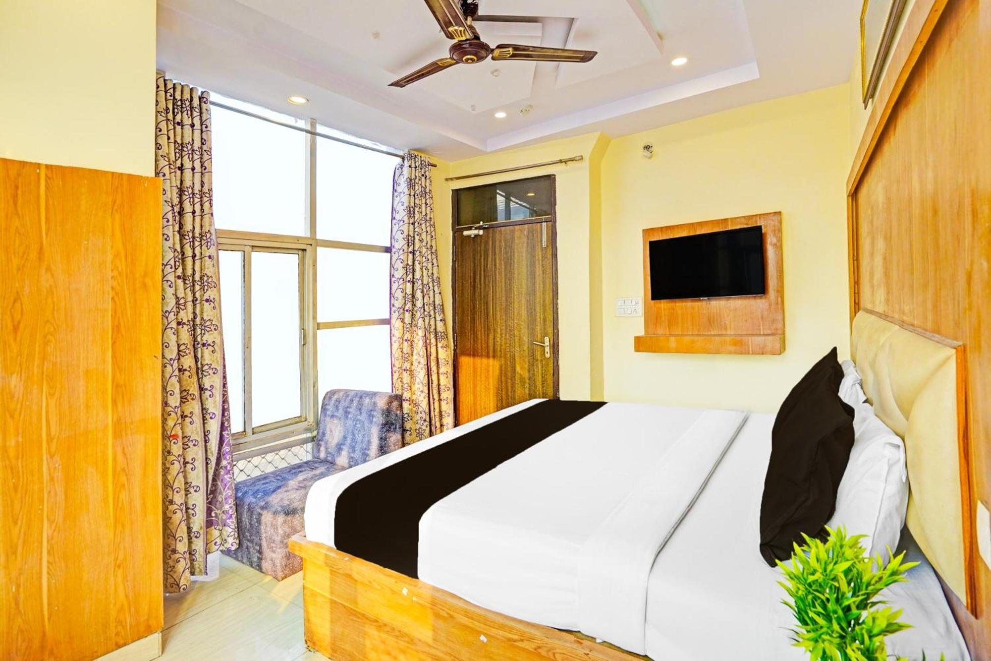 Super Hotel O Charbagh Formerly Khalsa Inn Lucknow Extérieur photo